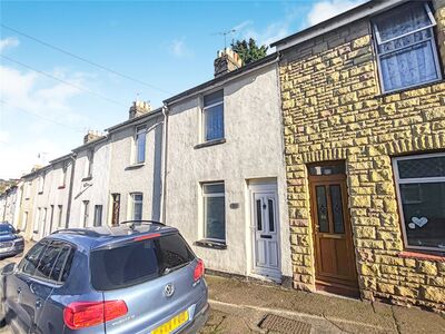 Castle Road, 2 bedroom Mid Terrace House for sale, £220,000