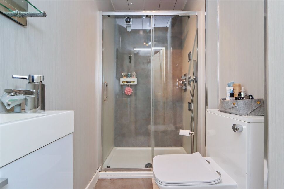 En-Suite Shower / WC