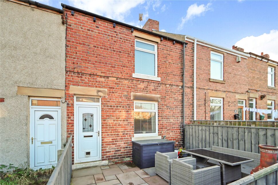 2 bedroom Mid Terrace House for sale