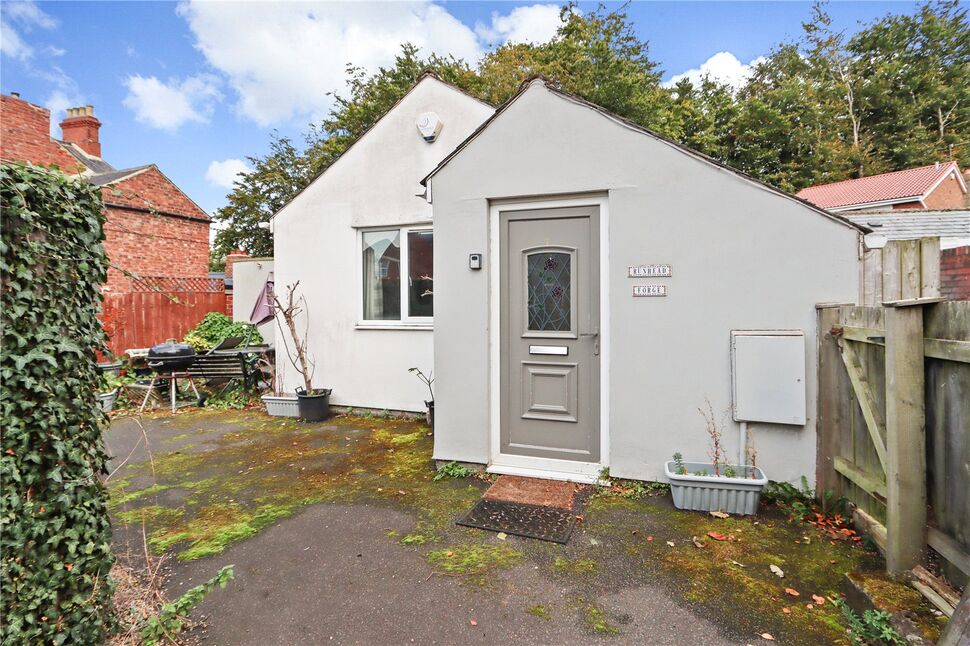 Main image of 2 bedroom Detached Bungalow for sale, Stargate Lane, Ryton, Tyne and Wear, NE40