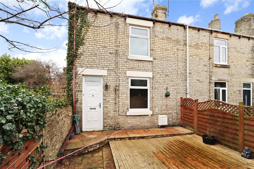 2 bedroom End Terrace House for sale