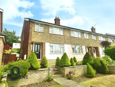 3 bedroom End Terrace House for sale