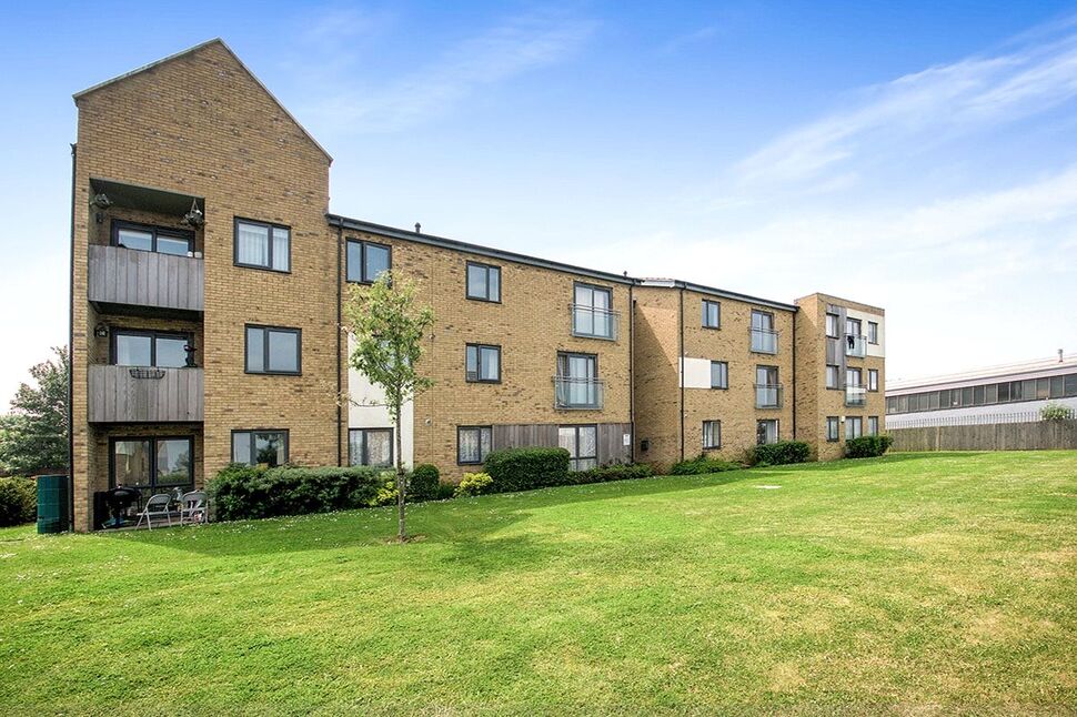 Main image of 2 bedroom  Flat to rent, Salisbury Road, Dartford, Kent, DA2