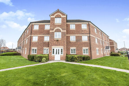 Rockingham Court, 2 bedroom  Flat to rent, £700 pcm