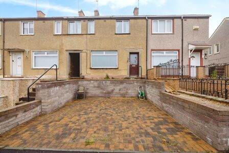 3 bedroom Mid Terrace House for sale