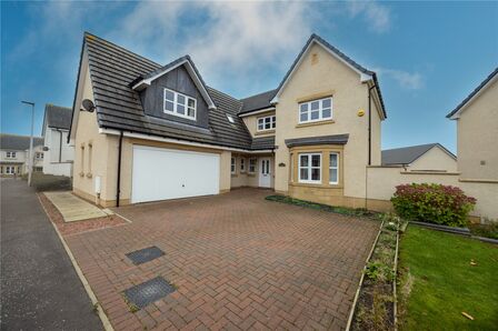 Kingsfield Drive, 5 bedroom Detached House for sale, £480,000