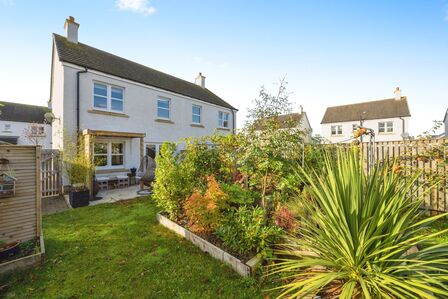 Thorny Crook Crescent, 3 bedroom Semi Detached House for sale, £250,000