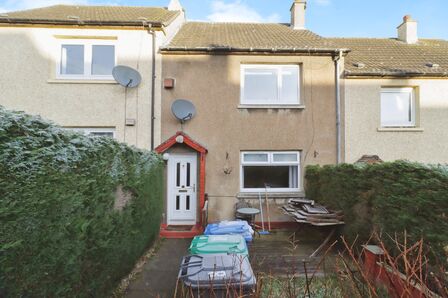 2 bedroom Mid Terrace House for sale