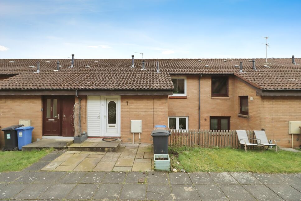 Main image of 2 bedroom Mid Terrace House for sale, Inzievar Terrace, Oakley, Fife, KY12