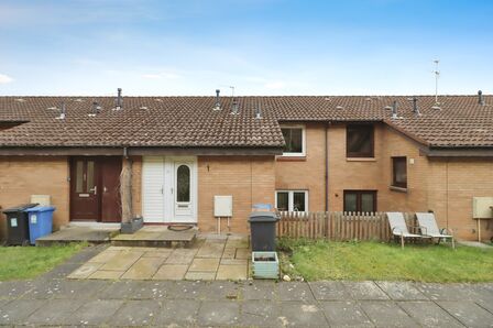 Inzievar Terrace, 2 bedroom Mid Terrace House for sale, £110,000