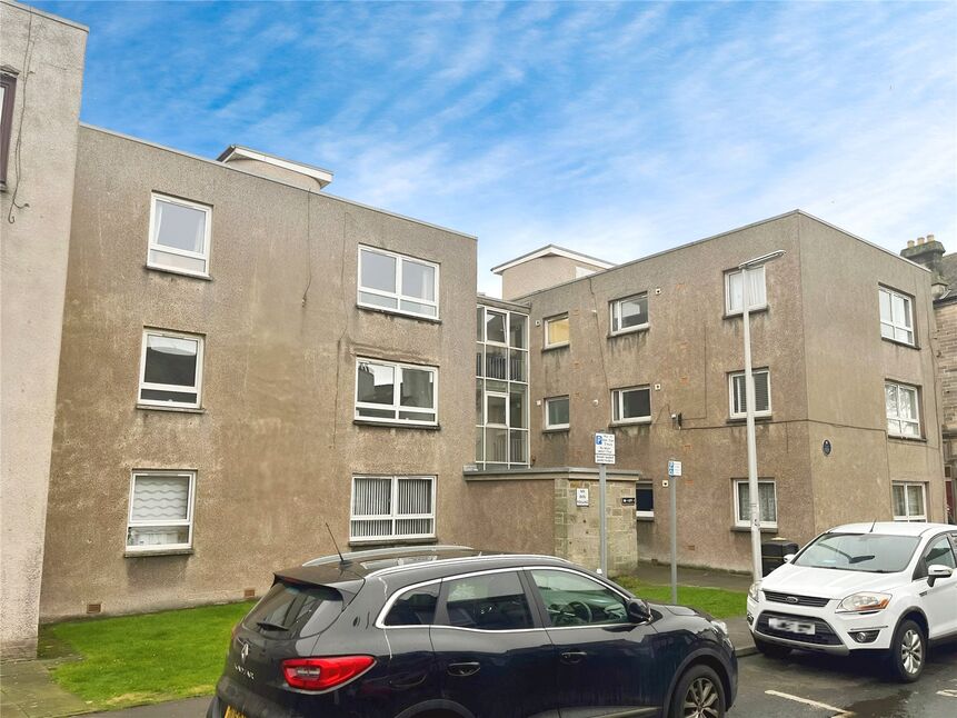 Main image of 1 bedroom  Flat for sale, Kirkgate, Burntisland, Fife, KY3