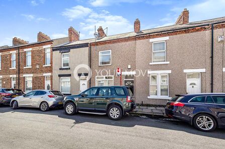 2 bedroom Mid Terrace House to rent