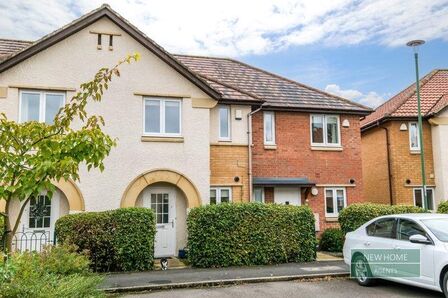 2 bedroom Mid Terrace House for sale