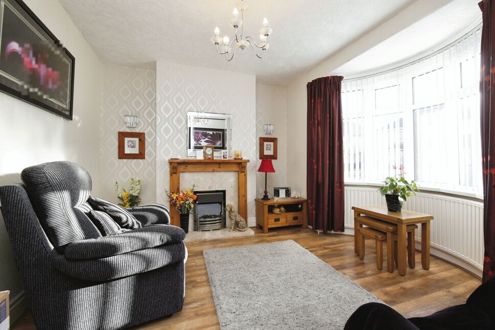 Main image of 2 bedroom Semi Detached House for sale, Geneva Crescent, DL1