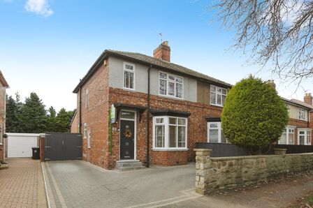 Middleham Road, 3 bedroom Semi Detached House for sale, £200,000