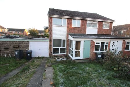 Martindale Road, 3 bedroom Semi Detached House for sale, £125,000