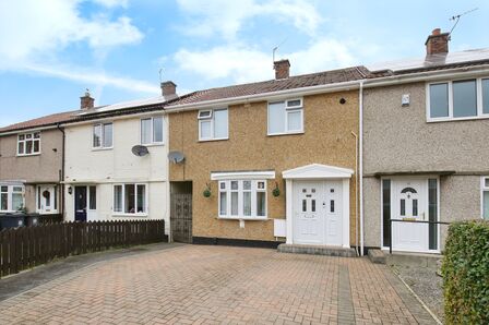 Lanethorpe Crescent, 2 bedroom Mid Terrace House for sale, £130,000