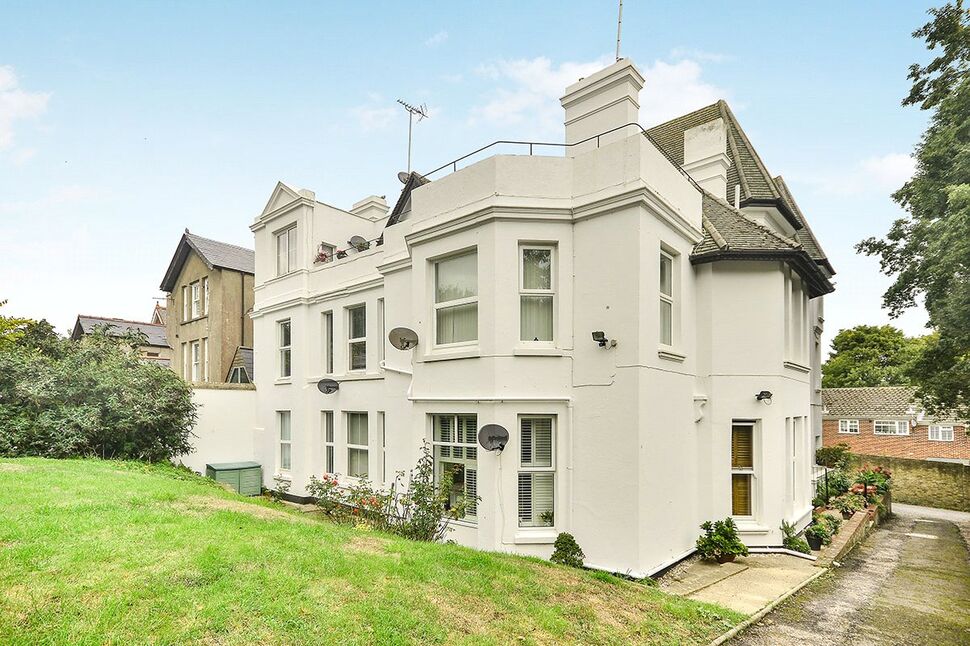 Main image of 2 bedroom  Flat to rent, Walmer Castle Road, Walmer, Kent, CT14