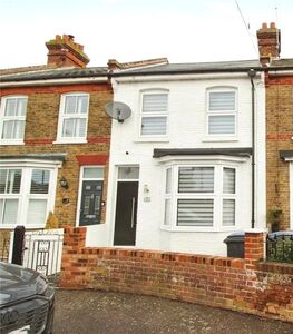 3 bedroom Mid Terrace House for sale