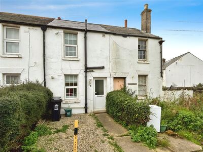 Mayers Road, 2 bedroom Mid Terrace House for sale, £220,000