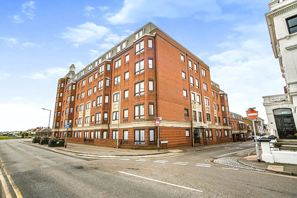 Main image of 2 bedroom  Flat for sale, Ranelagh Road, Deal, Kent, CT14