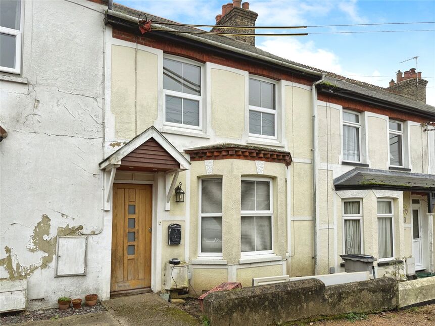 Main image of 2 bedroom Mid Terrace House for sale, New Road, Eythorne, Kent, CT15