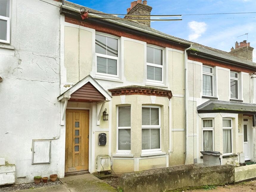 Main image of 2 bedroom Mid Terrace House for sale, New Road, Eythorne, Kent, CT15