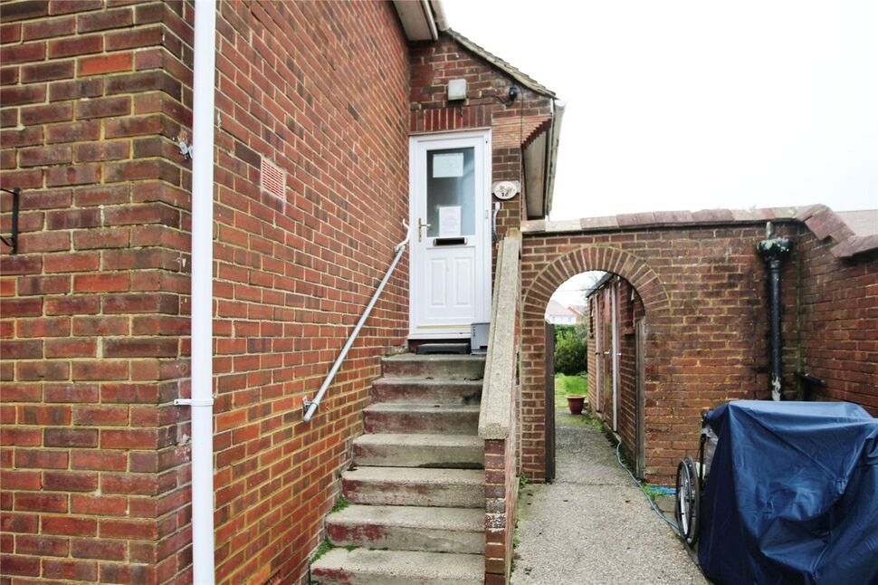 Main image of 2 bedroom  Flat for sale, Travers Road, Deal, Kent, CT14