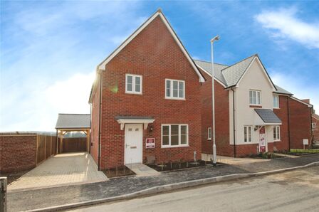 Cross Road, 3 bedroom Detached House for sale, £395,000