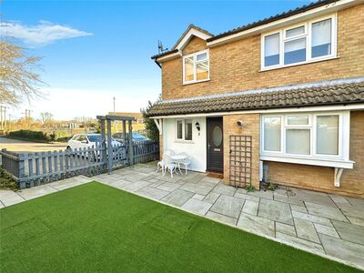 Young Close, 2 bedroom Semi Detached House for sale, £255,000