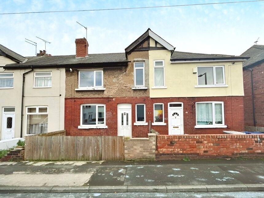 Main image of 3 bedroom Mid Terrace House to rent, Dukes Crescent, Edlington, South Yorkshire, DN12