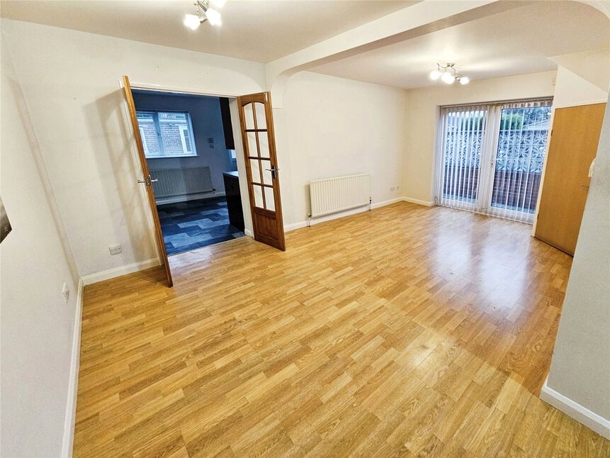 Open Plan Lounge / Dining Room