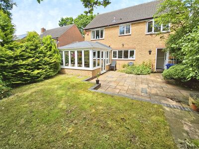 Bracken Close, 4 bedroom Detached House for sale, £425,000