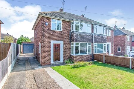 Dargle Avenue, 3 bedroom Semi Detached House to rent, £850 pcm