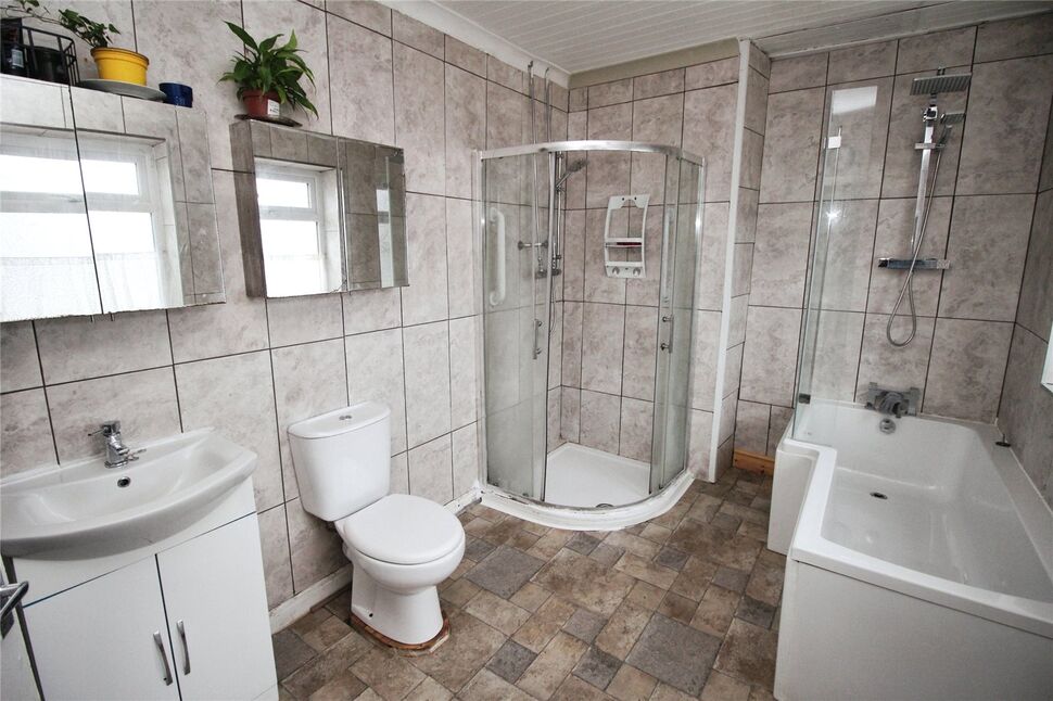 Bathroom / Wc