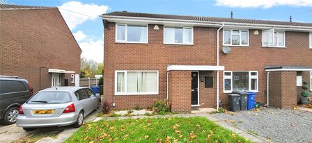 Old Hexthorpe, 3 bedroom End Terrace House to rent, £850 pcm