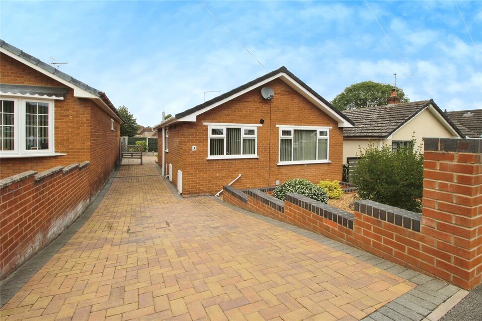 2 bedroom Detached Bungalow for sale