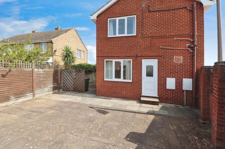 Frithbeck Close, 3 bedroom Detached House for sale, £215,000