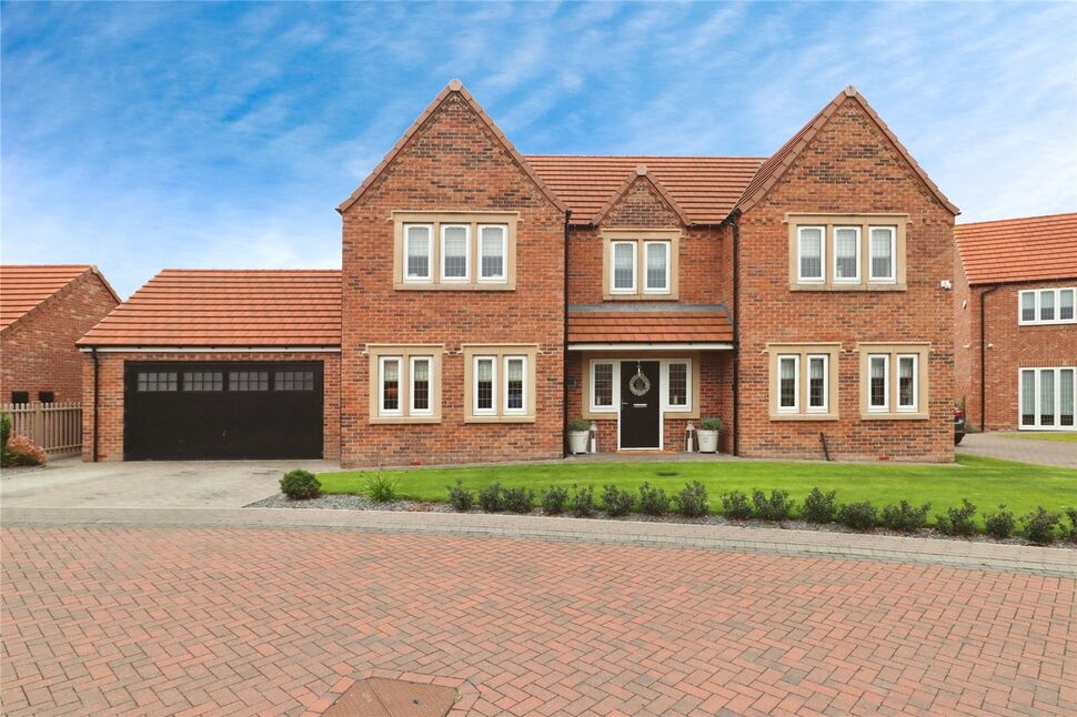 Main image of 4 bedroom Detached House for sale, Millers Grove, Hatfield, South Yorkshire, DN7