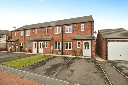 Wentworth Grove, 2 bedroom End Terrace House for sale, £160,000