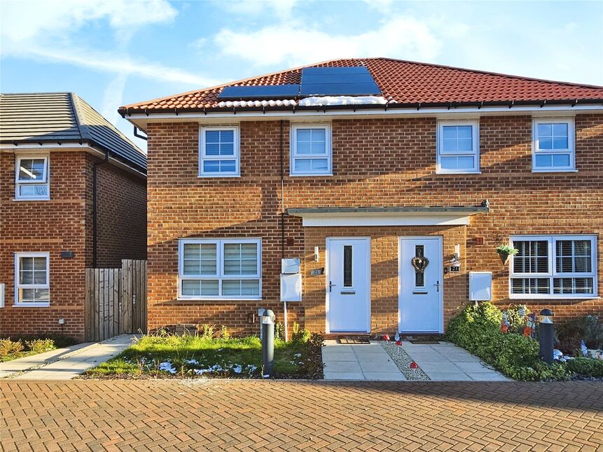 Main image of 3 bedroom Semi Detached House for sale, Deering Close, Doncaster, South Yorkshire, DN2