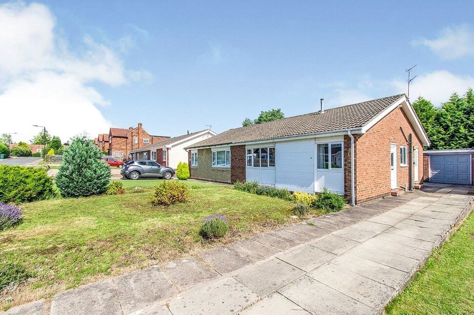 Main image of 2 bedroom Semi Detached Bungalow to rent, Nearfield Road, Doncaster, South Yorkshire, DN4