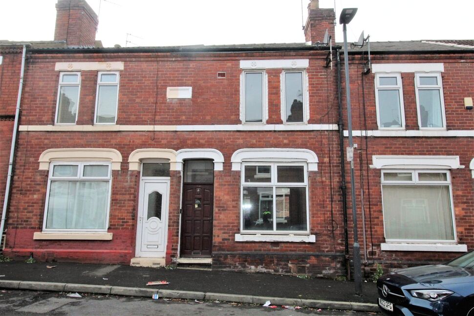 2 bedroom Mid Terrace House for sale