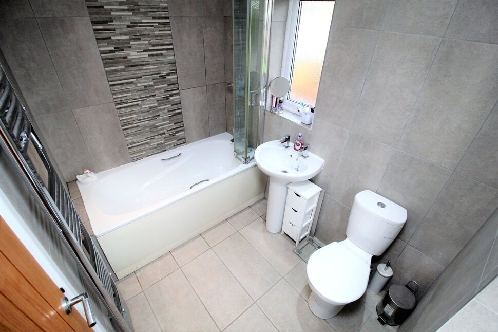 Modern Bathroom