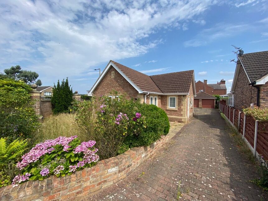 Main image of 3 bedroom Detached Bungalow for sale, Badgers Holt, Branton, South Yorkshire, DN3