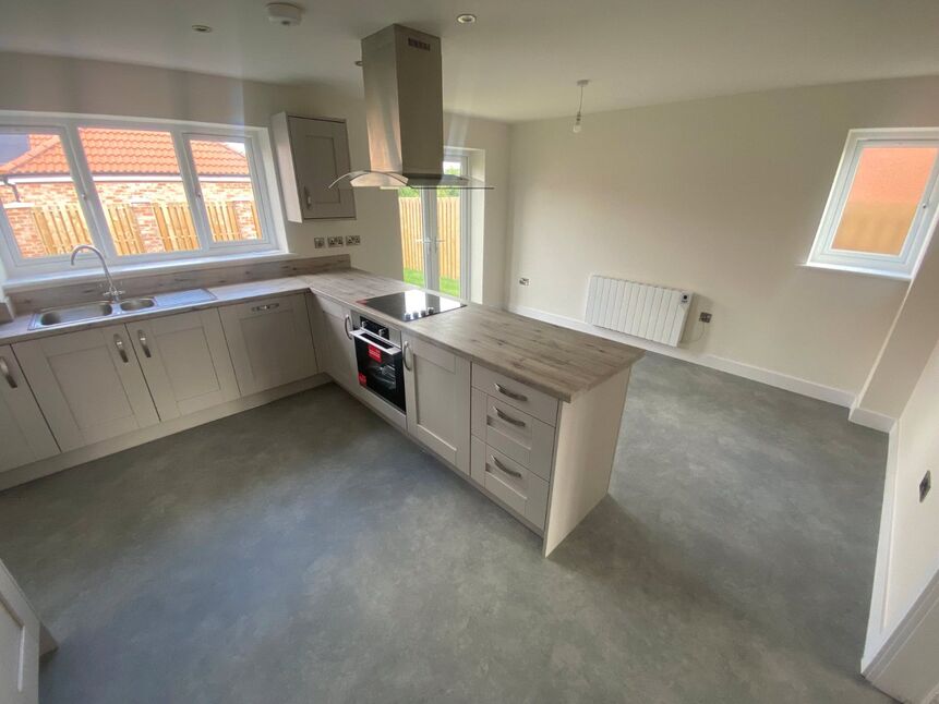 Kitchen / Dining Room