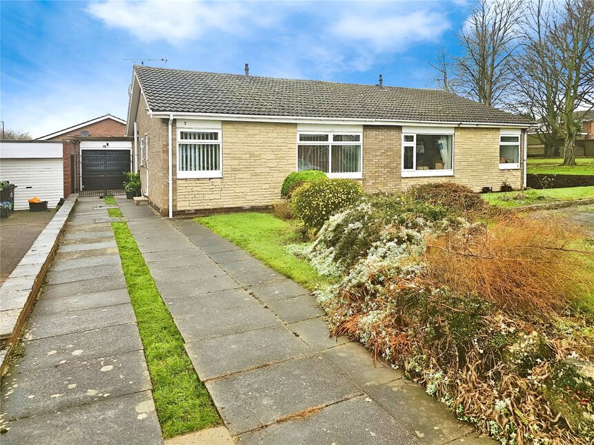 Main image of 2 bedroom Semi Detached Bungalow to rent, Bruncroft Close, Doncaster, South Yorkshire, DN4