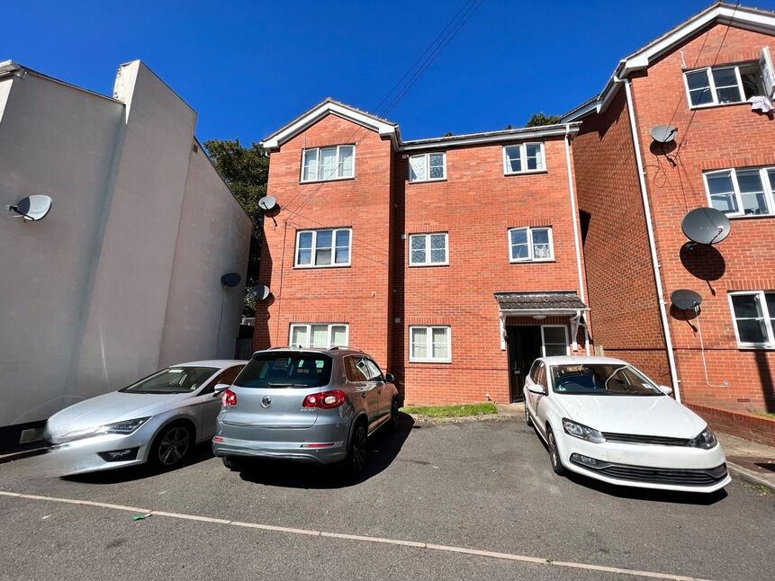 Main image of 1 bedroom  Flat for sale, Abberley Street, Dudley, West Midlands, DY2