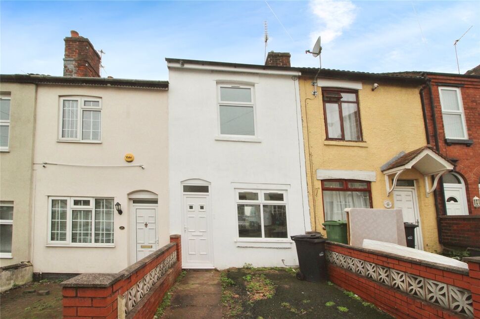 2 bedroom Mid Terrace House for sale