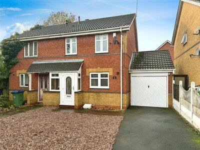 St. Helens Avenue, 3 bedroom Semi Detached House to rent, £1,200 pcm